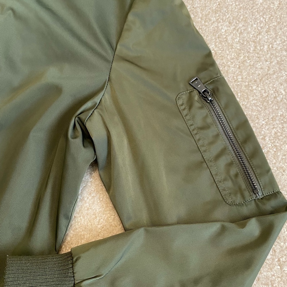 Bernardo Bomber Jacket - Picture 5 of 6